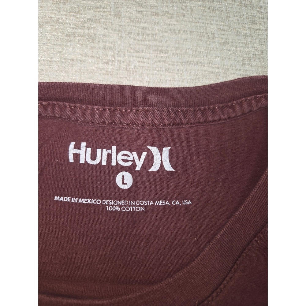 Hurley Mens Large Graphic T Shirt Burgundy Tribal Surf Skate Y2K 100% Cotton - Picture 6 of 7